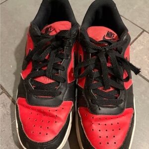 Nike Low Dunks 5.5 Youth